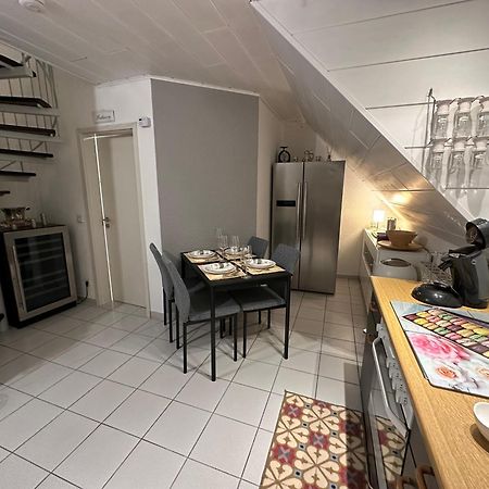 Zentrale Maisonette Mit Buero & Parkplatz Griesheim  Exterior photo